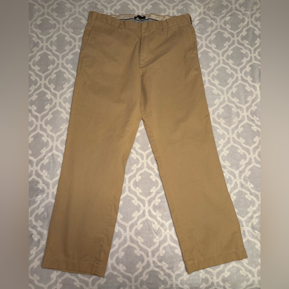 Banana Republic Men's Khaki Pants size 38x32